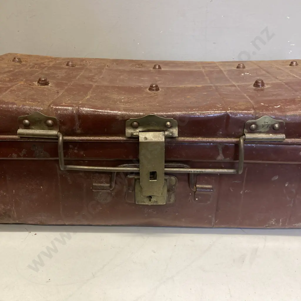 Vintage Metal Trunk With Brass Fittings. H25 W68 D40cm Image 1++
