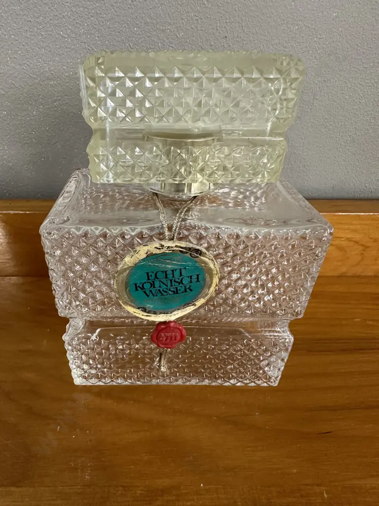 Vintage Echt Kolnisch Wasser No 4711 Eau de Cologne Bottle With Tag, 300ml. 14 x 10cm Image 1++