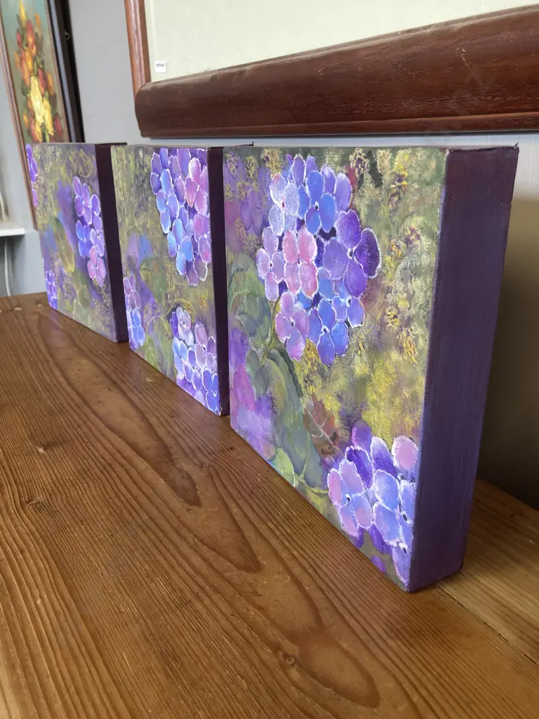 Hydrangeas 3 Piece Wall Art On Canvas. 20 x 20cm (Sold With 130) Image 1++
