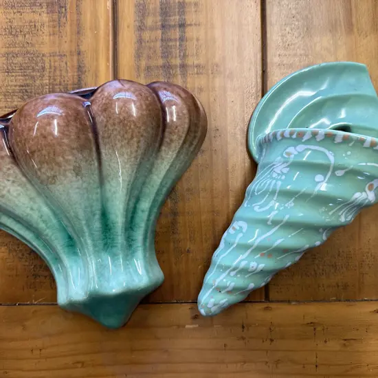 Vintage Beswick Wall Pocket #433 & Mid Century  'Pates' Potteries Sydney Wall Sconce (af)