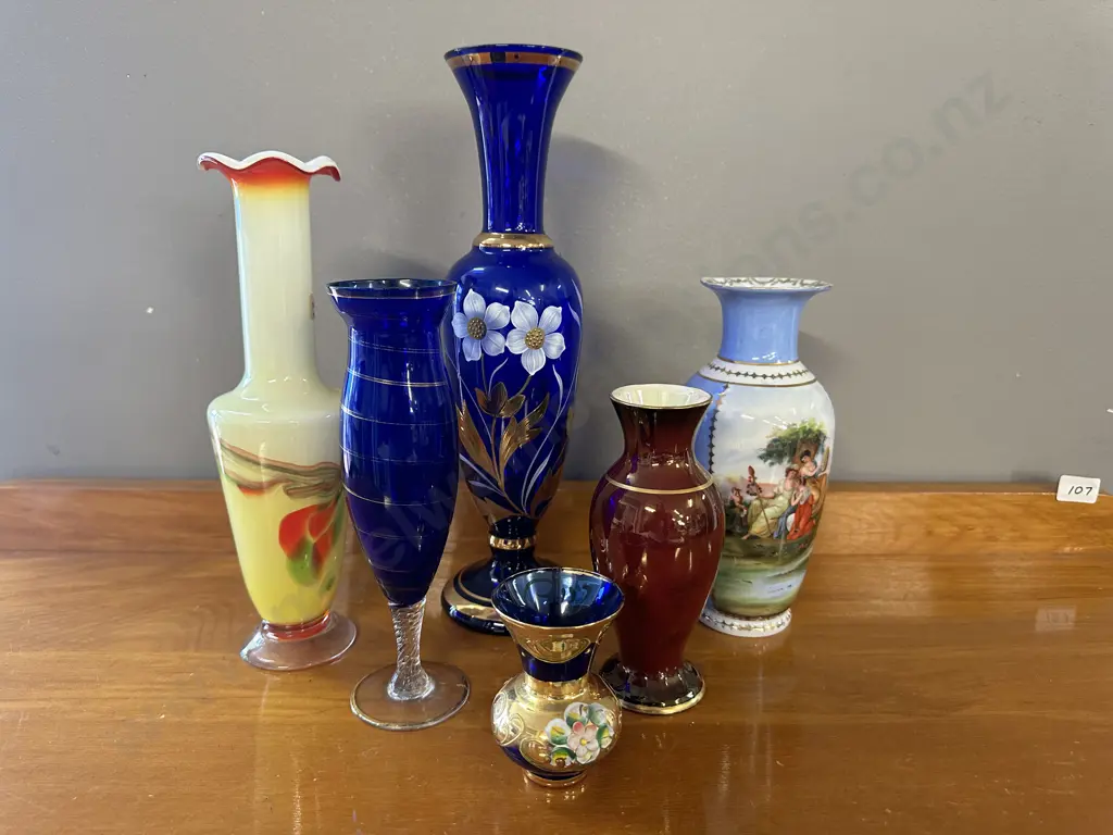 Selection of Vases Including Crown Devon, Venetian Etc Image 1++