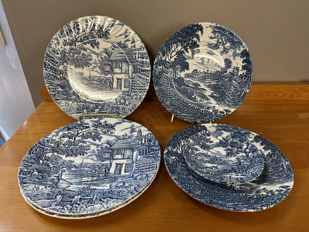 Selection Of Blue & White Dinnerware Including Ridgway, Series Ware Etc Image 1++