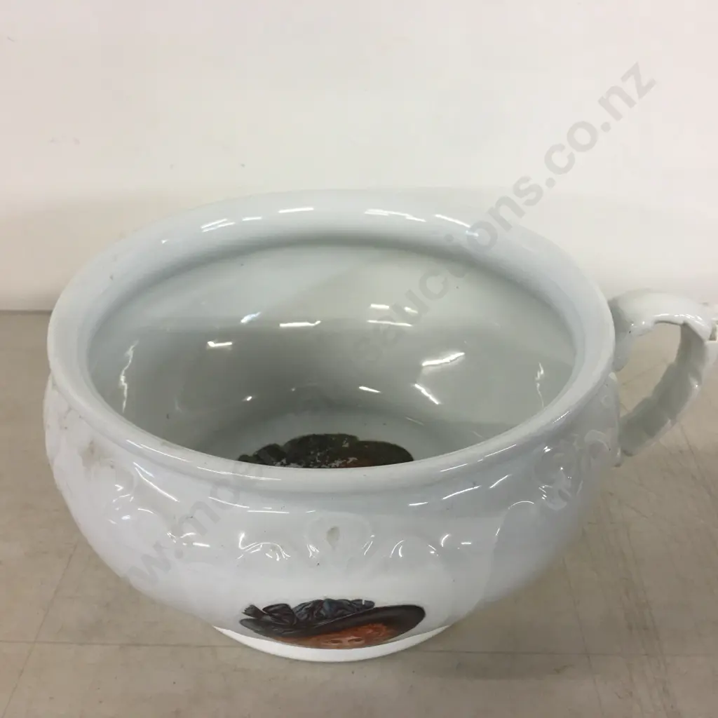 Johnson Bros Royal Ironstone Ware Chamber Pot H13, Dia22cm. Image 1++