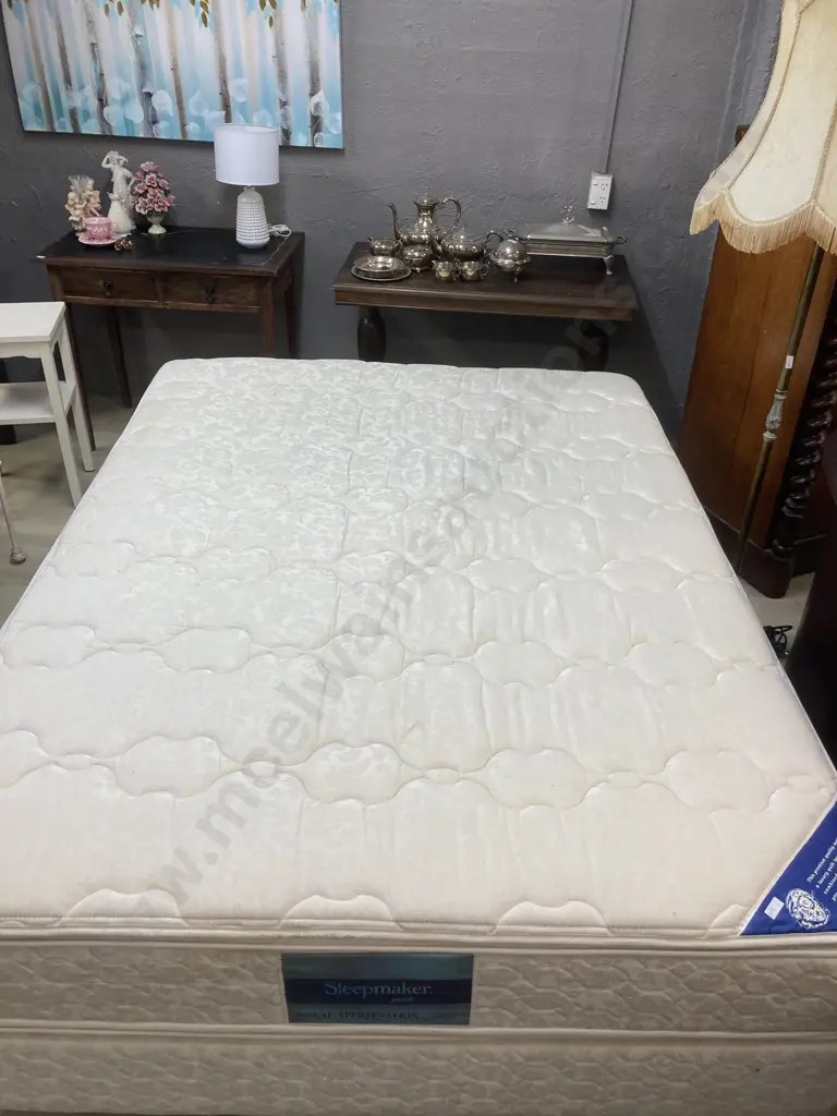 Sleepmaker Duracoil Royal Appreciation Queensize Bed Image 1++