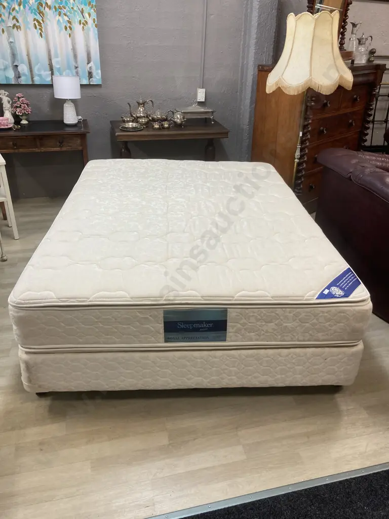 Sleepmaker Duracoil Royal Appreciation Queensize Bed Image 1++