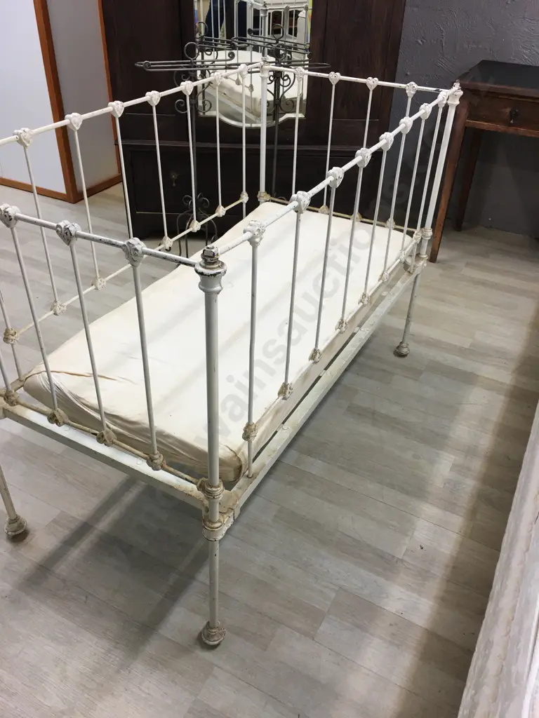 Antique Iron Child's Cot Image 1++
