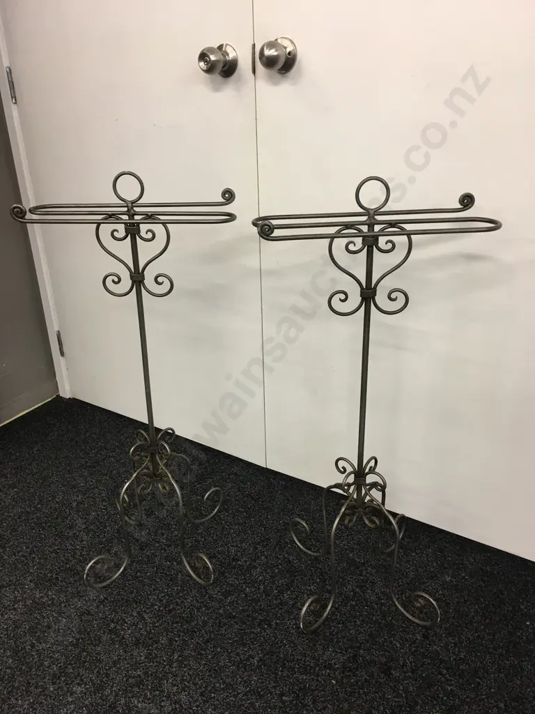 Pair of Freestanding Metal Towel Holders. H80 W40 D15cm Image 1++