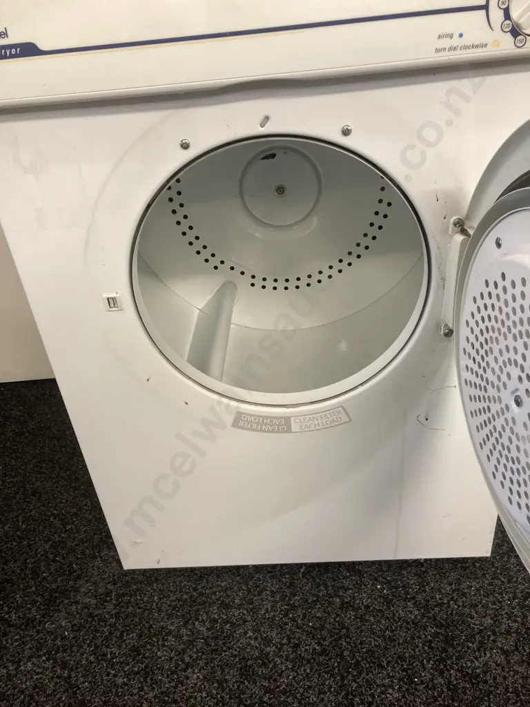 Fisher & Paykel AD39 Compact Dryer, #DEL141308 Image 1++