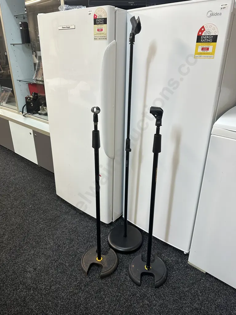 Pair of Hercules H Base Microphone Stands & Vonyx Microphone Stand Image 1++
