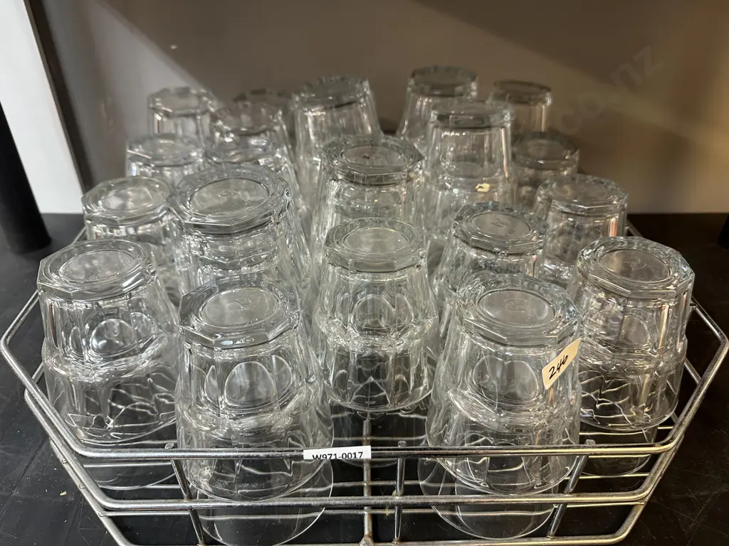 49 Glasses in Stainless Steel Tray Image 1++