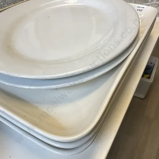 2 x Oval Platters 46 x 33cm & 3 x Rectangular Platters 52 x 36cm (Sold With -020)
