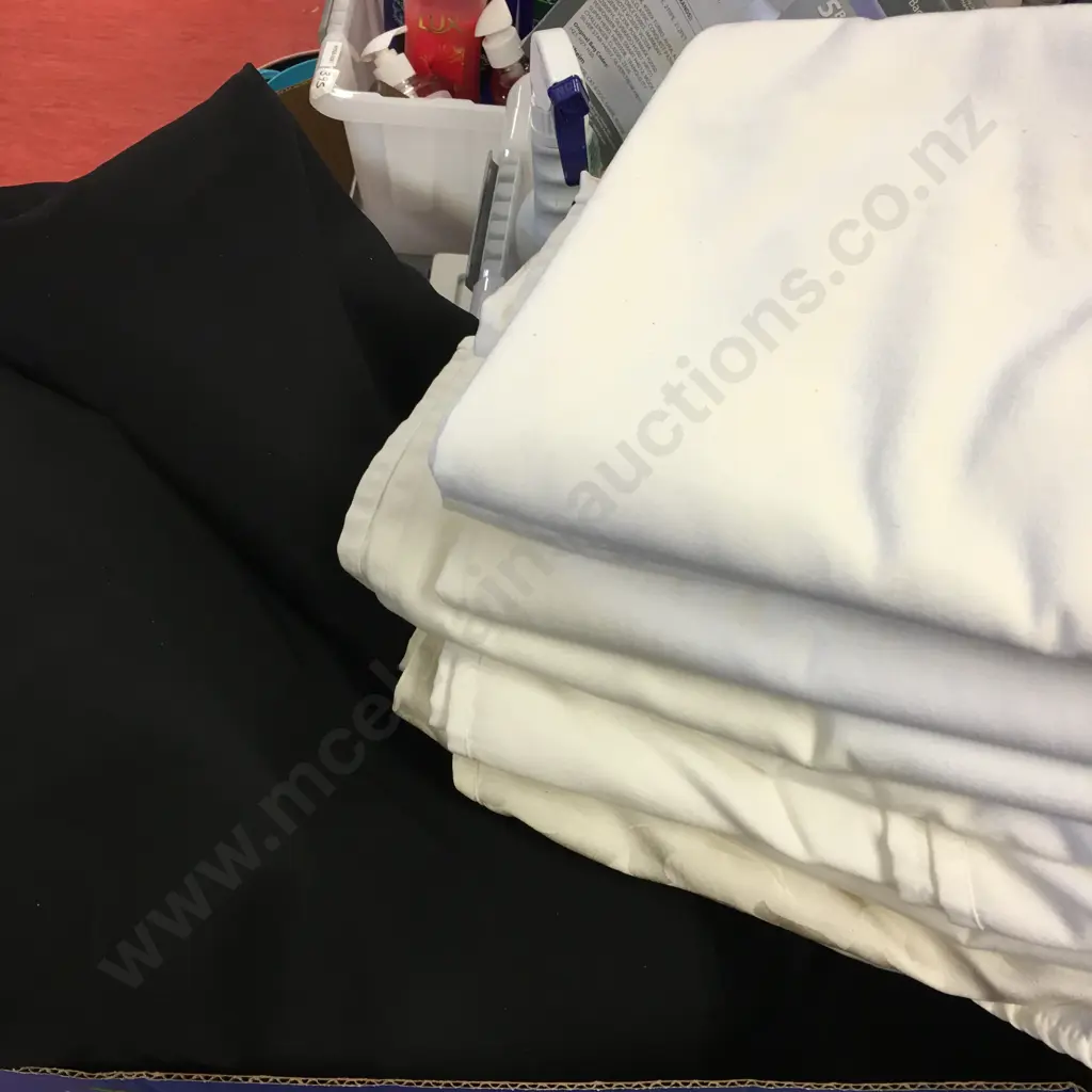 Assorted Black & White Table Cloths Image 1++