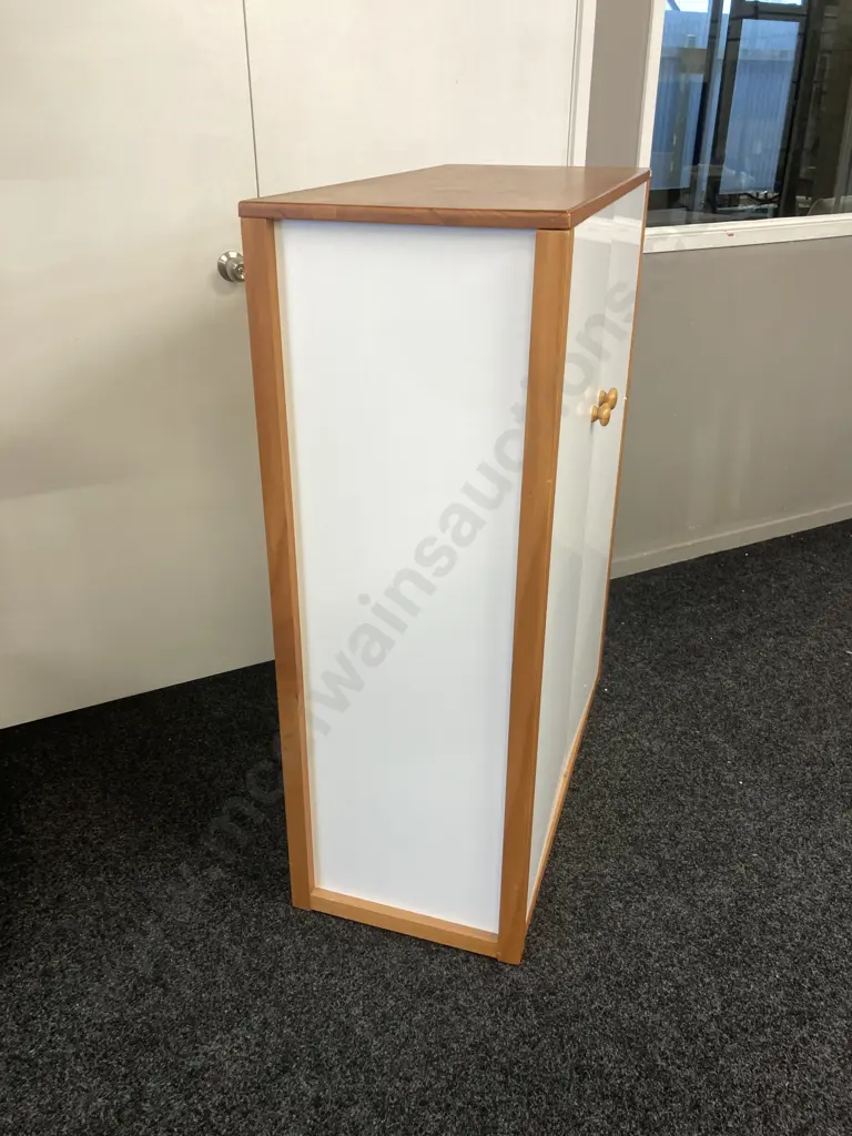 Pine & White Double Door Wardrobe, 2 Adjustable Shelves. H126 W98 D44cm Image 1++