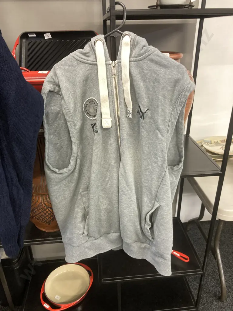 Puma XXL Sleeveless Hood, 360 Jersey Image 1++
