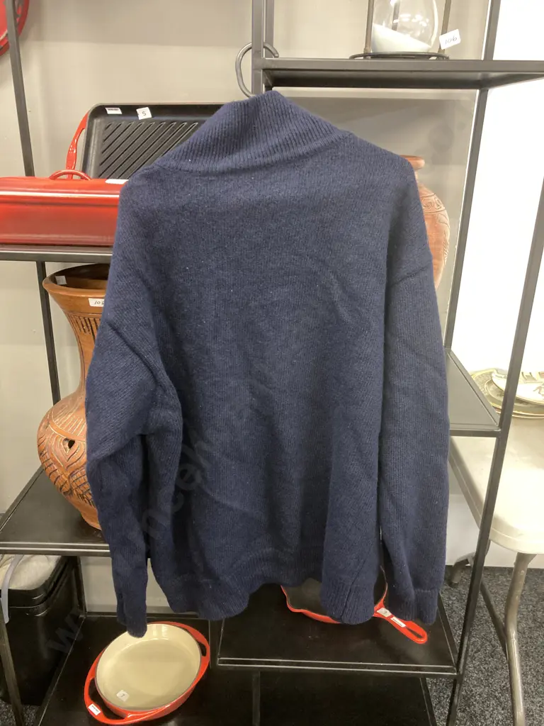 Puma XXL Sleeveless Hood, 360 Jersey Image 1++