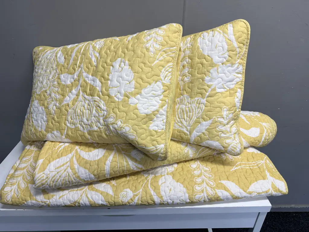 Gold / White Design Republique Coverlets, Pillows & Pillow Cases Image 1++