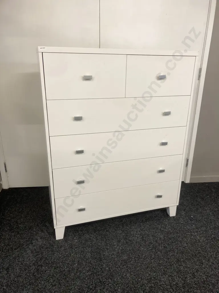 White 6 Drawer Scotch Chest. H117 W91 D39cm Image 1++