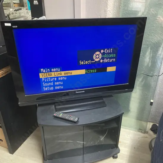 Panasonic 37" LCD TV TX-37LX80A With Remote Control & Cabinet