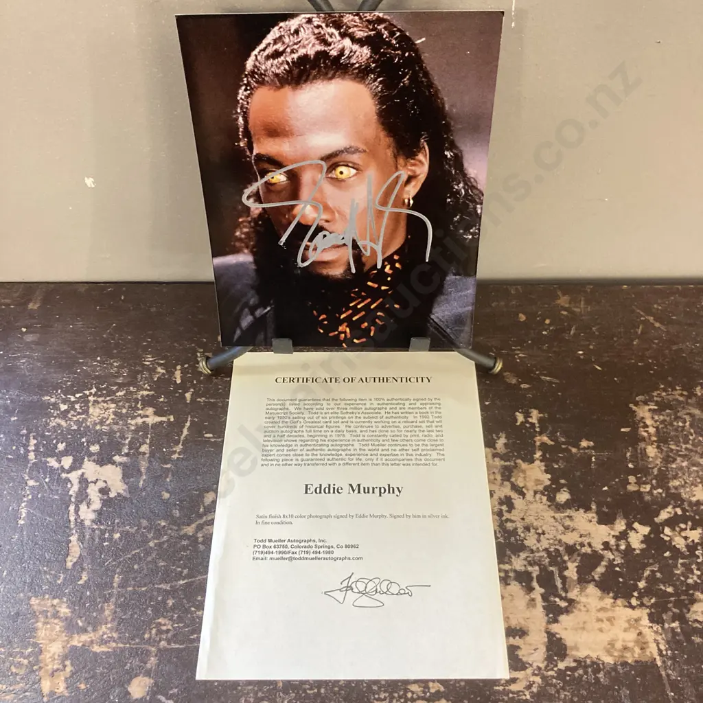Eddie Murphy Autograph On a 26 x 20cm Satin Finish Colour Photo Signed In Silver Ink With COA Image 1++