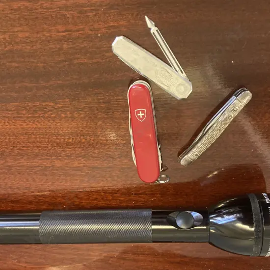 Maglite C Cell Torch, Victorinox Spartan Swiss Army Knife, Pair of Vintage Pocket Knives