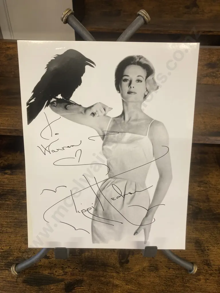 Tippi Hendren Signed 10 x 8" Photo The Birds Image 1++