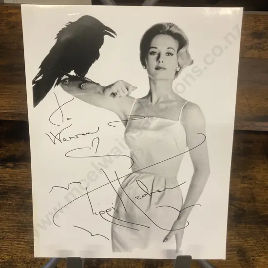 Tippi Hendren Signed 10 x 8" Photo The Birds