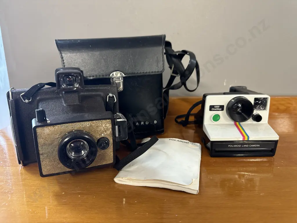 Vintage Polaroid Polatriplet & Case With Polaroid Land Camera Image 1++