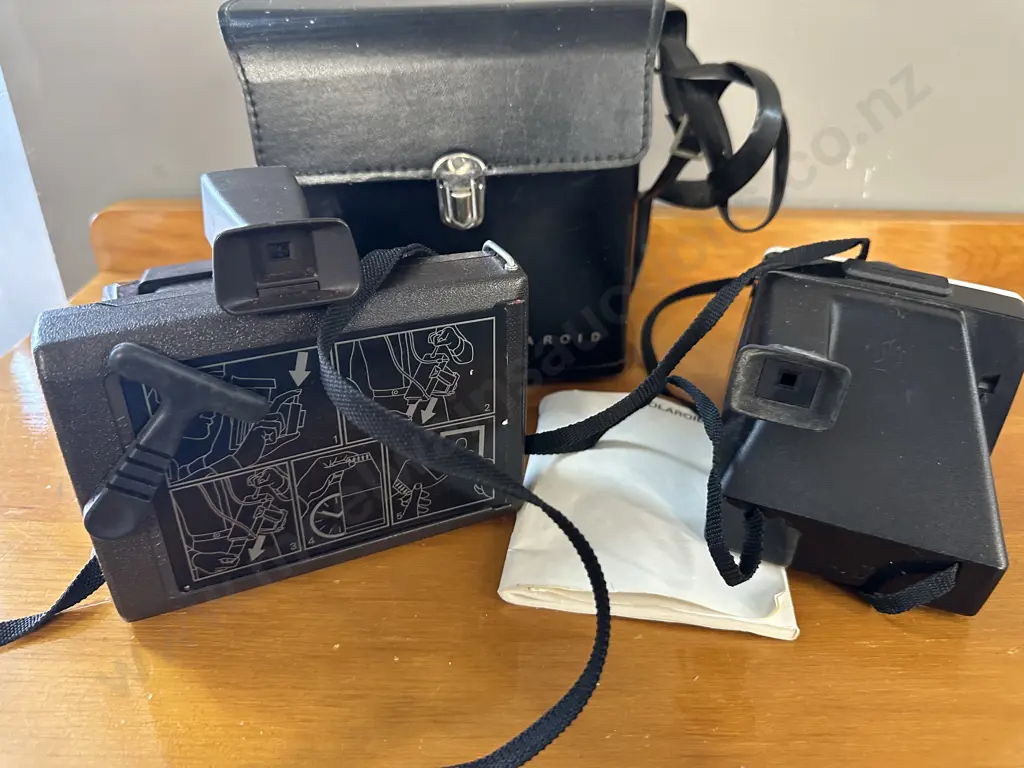 Vintage Polaroid Polatriplet & Case With Polaroid Land Camera Image 1++