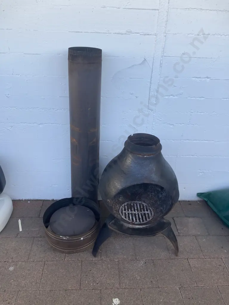 Cast Iron Chiminea H80cm With 143cm Flue & Cowl Image 1++