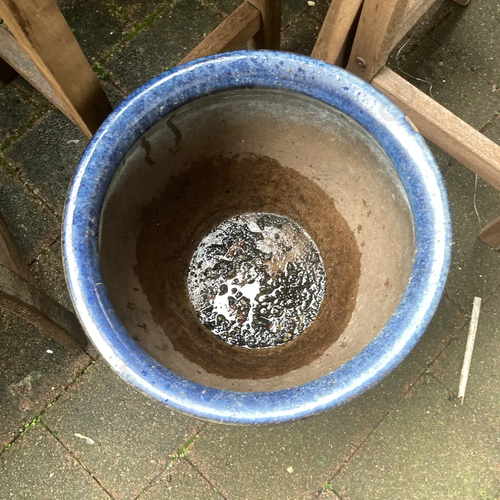 Blue Glazed Plant Pot With Saucer. 35 x 39cm Image 1++