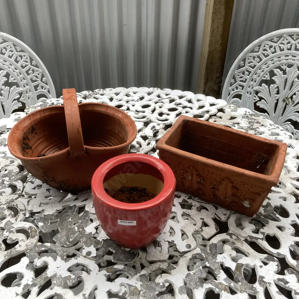 Terracotta Trough Planter (13 x 25cm), Basket Planter & Red Plant Pot Image 1++