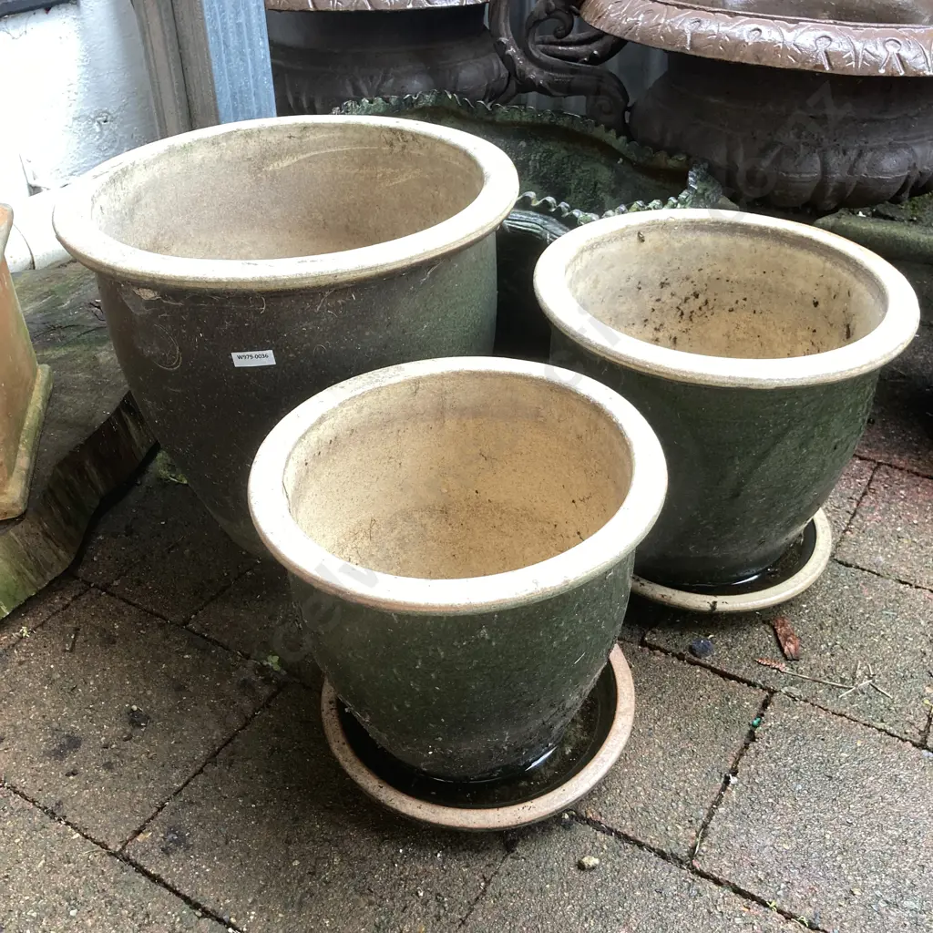 Set of 3 Green & Cream Glazed Graduated Plant Pots Image 1++