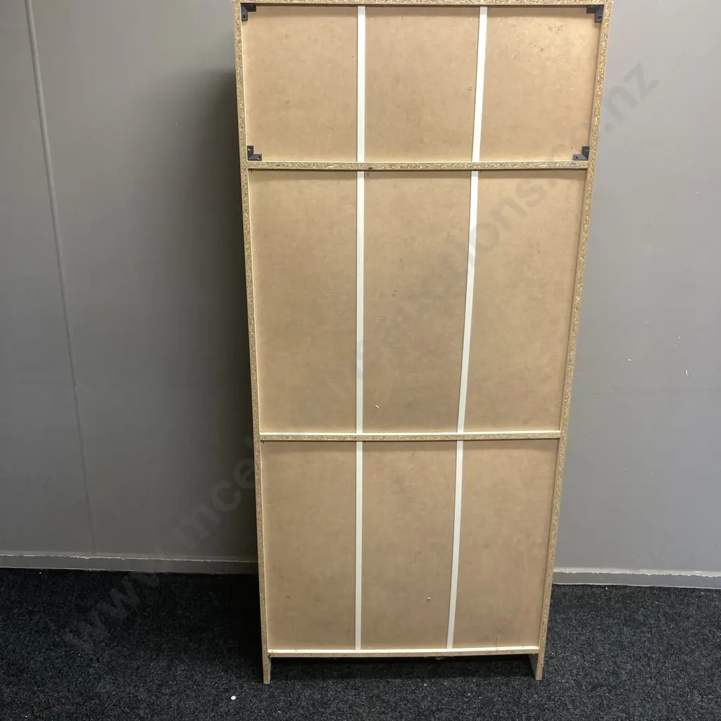 White Double Door Cabinet With Shelves. H180 W80 D40cm Image 1++