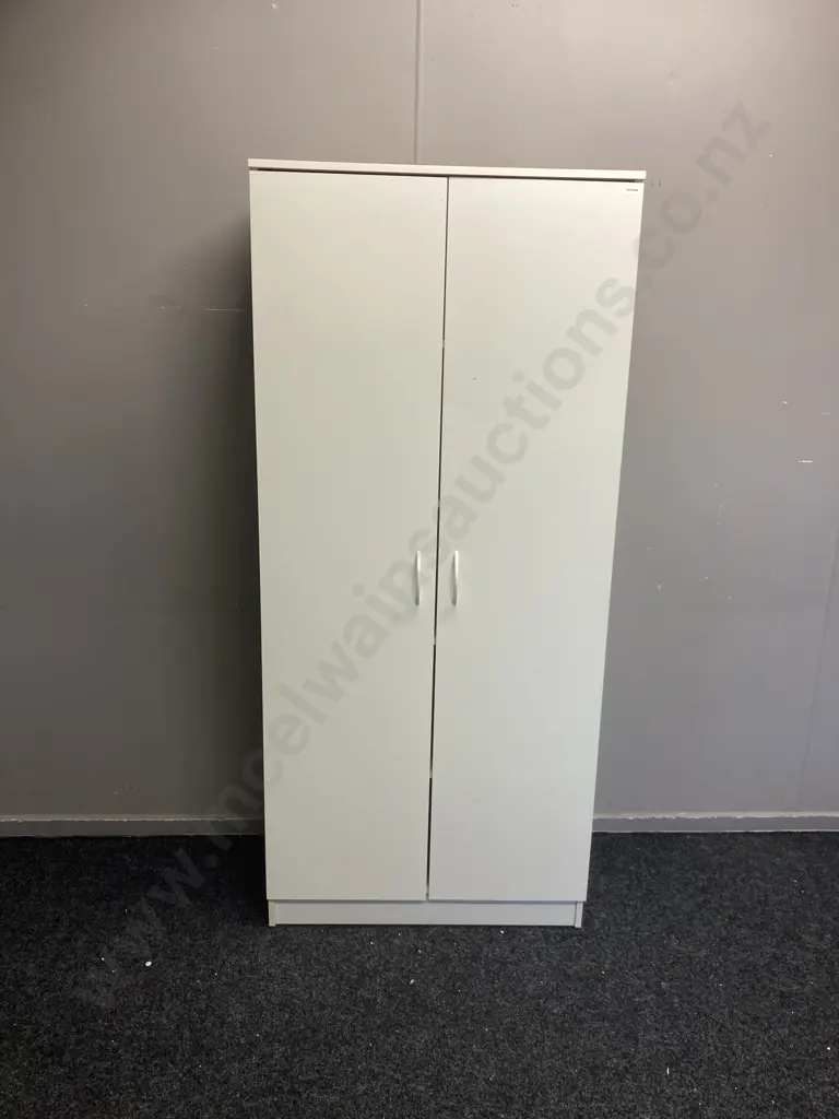 White Double Door Cabinet With Shelves. H180 W80 D40cm Image 1++
