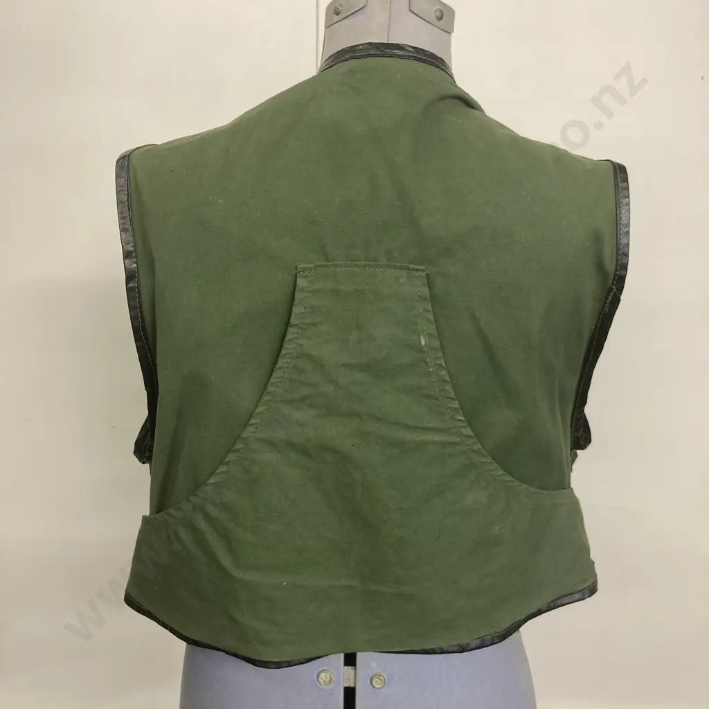 Waipawa Fly Fishing Vest (M) - Flies, Line, Reels, Lure Cases, Hooks, Shakespeare Scales Etc Image 1++