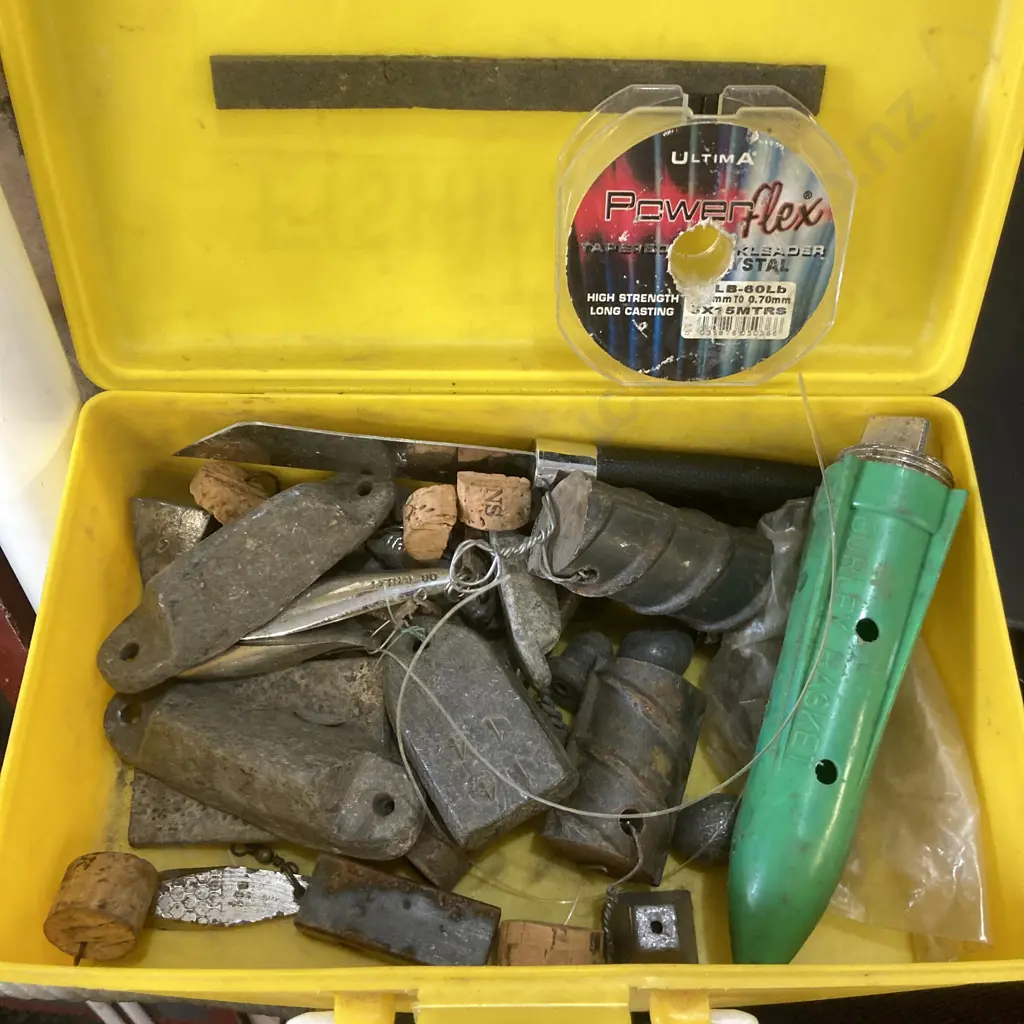 Box lot Fishing Image 1++