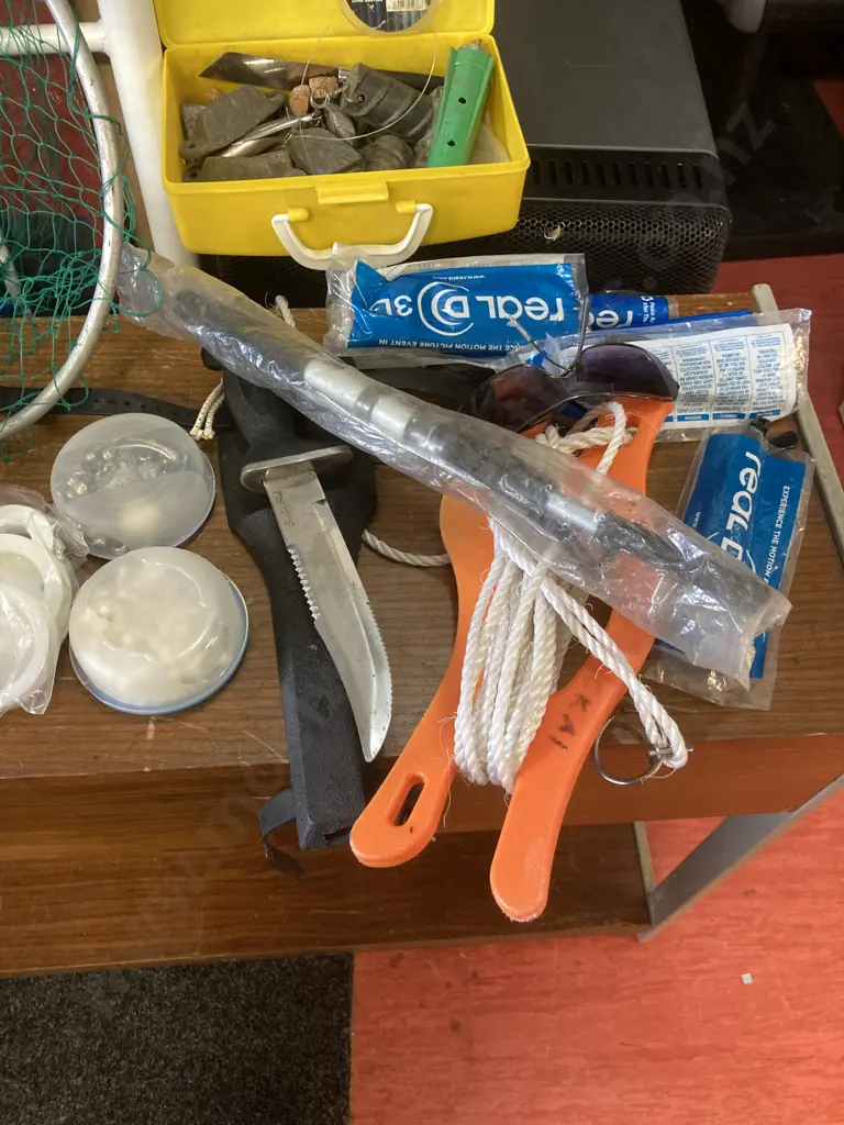 Box lot Fishing Image 1++