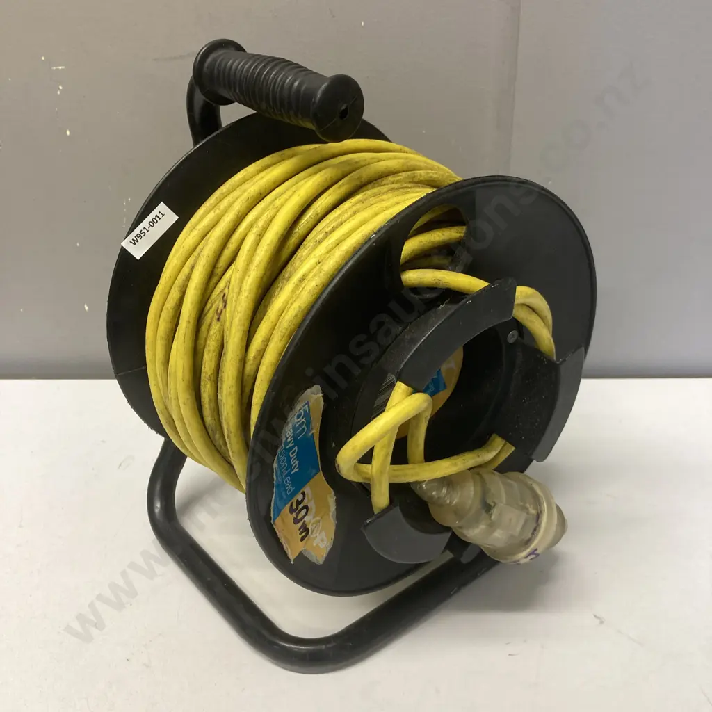 Edopt 30m Heavy Duty Extension Lead On Reel Image 1++