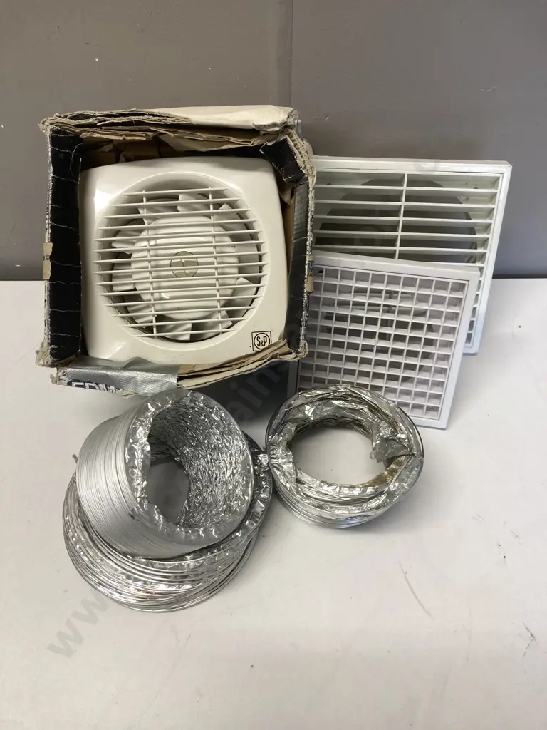 EDM-160 Extraction Fan, Assorted Vertical Covers & Tube Image 1++