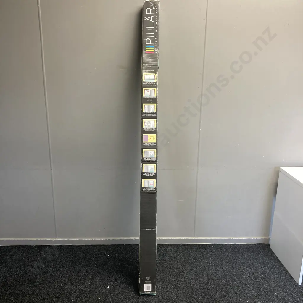 Hamilton Concertina Door 197 x 82cm White Image 1++