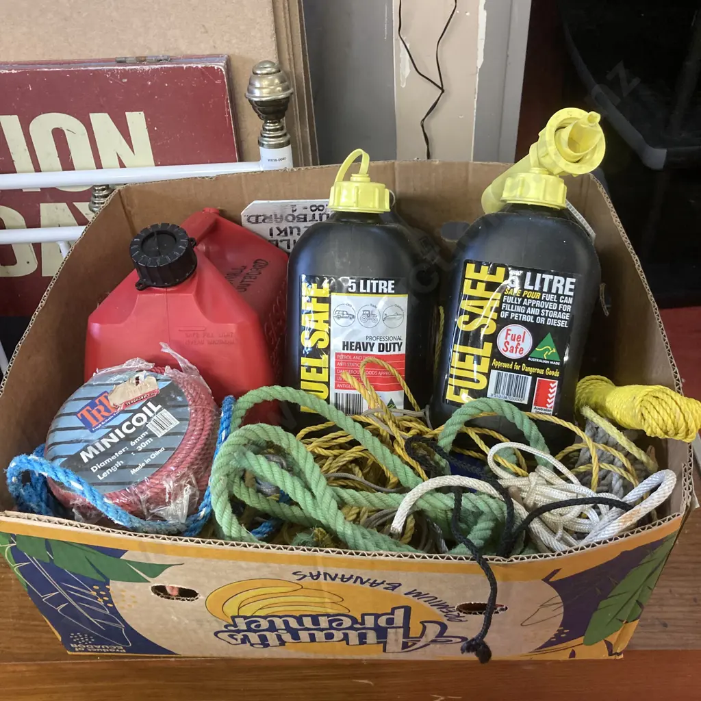 Box Lot Fuel Containers & Ropes Image 1++