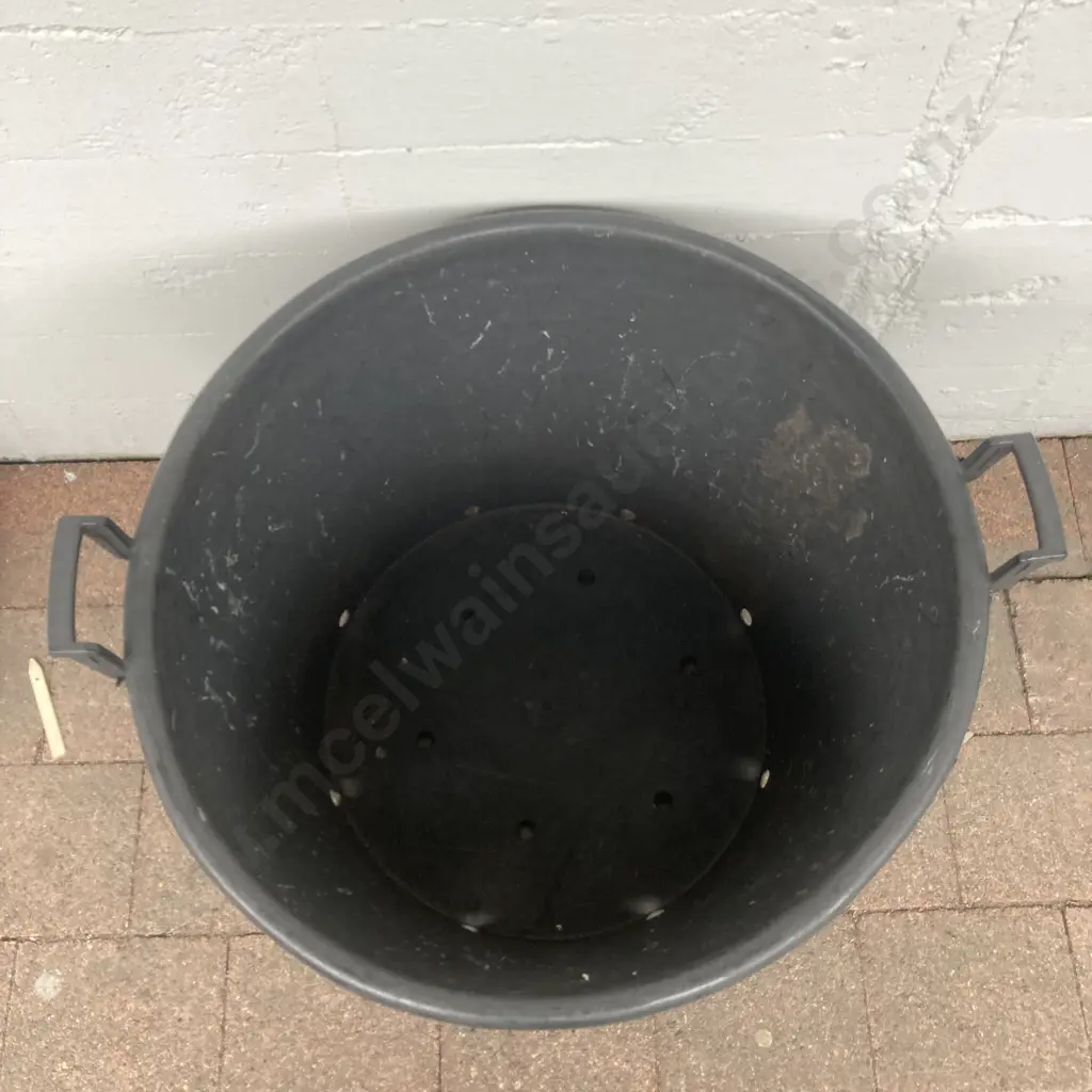 Large Tub Trug. 50 x 68cm Image 1++