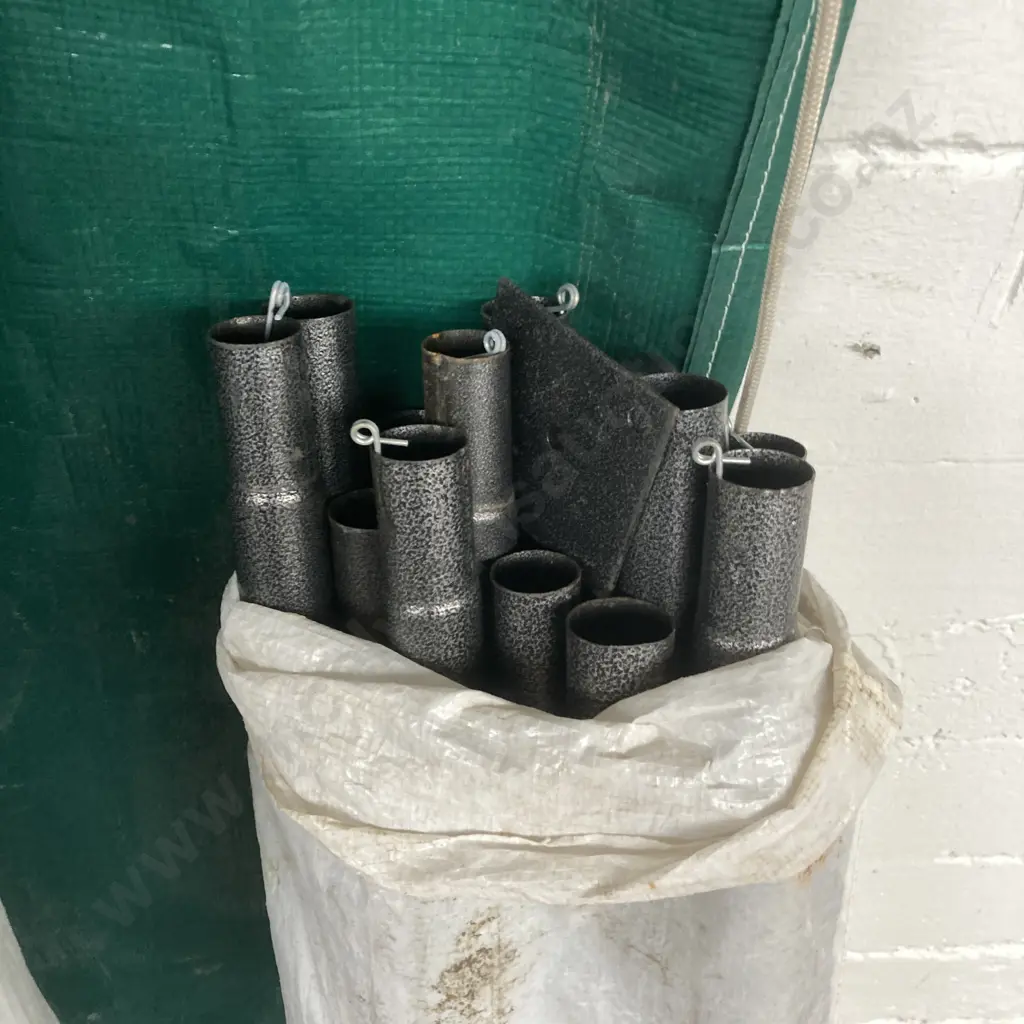 Gazebo In Green Bag Image 1++