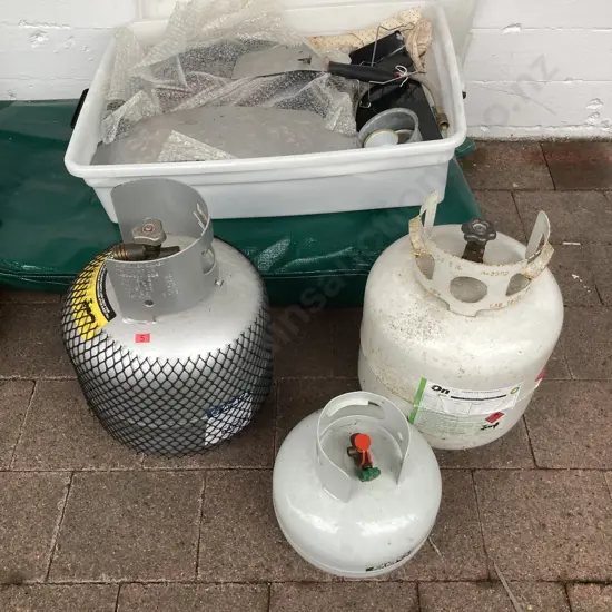 BBQ Factory Q Gas BBQ, Plastic Storage Container & 3 Gas Bottles