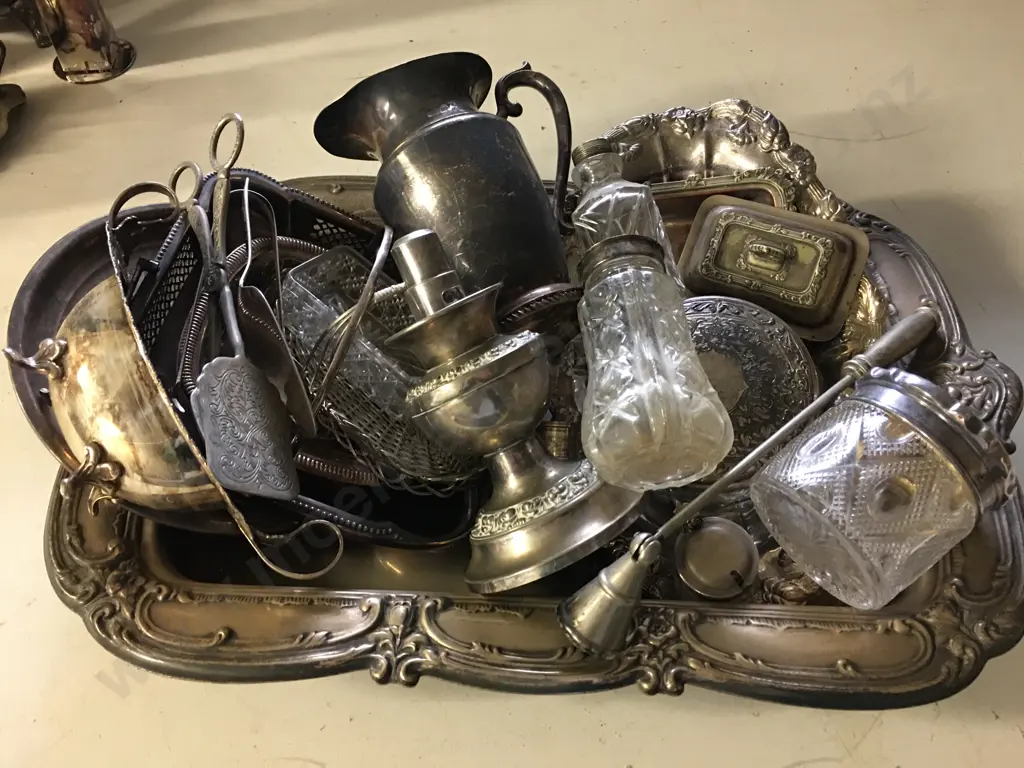 Assorted Silverware Image 1++