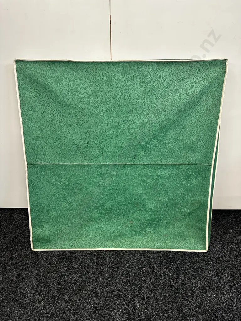 Vintage Eidex Foldup Card Table With Felted Top & Cover Image 1++
