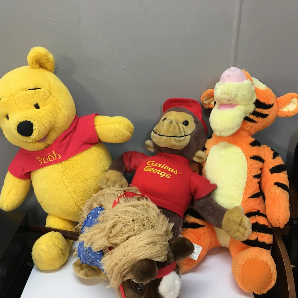 Selection Of Soft Toys  Image 1++