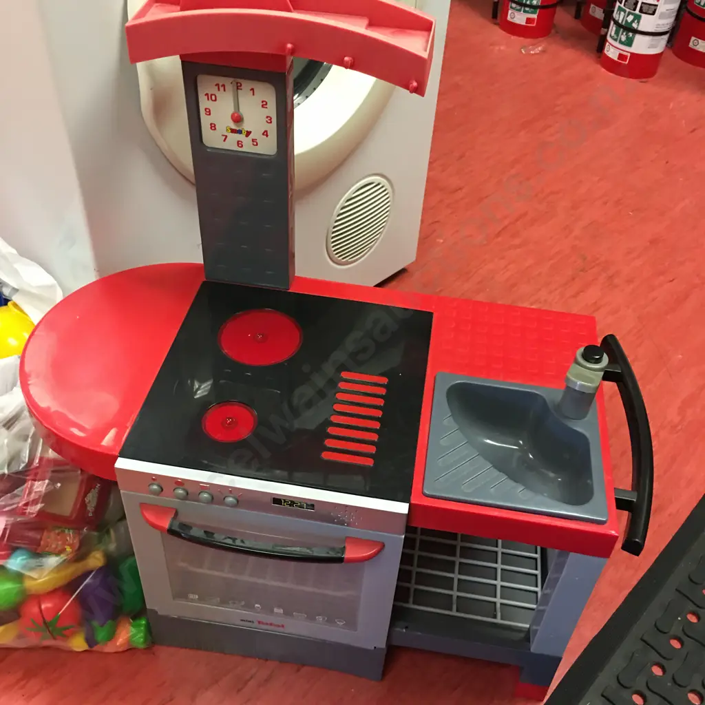 Childrens Mini Tefal Oven, Plastic Ware Etc Image 1++
