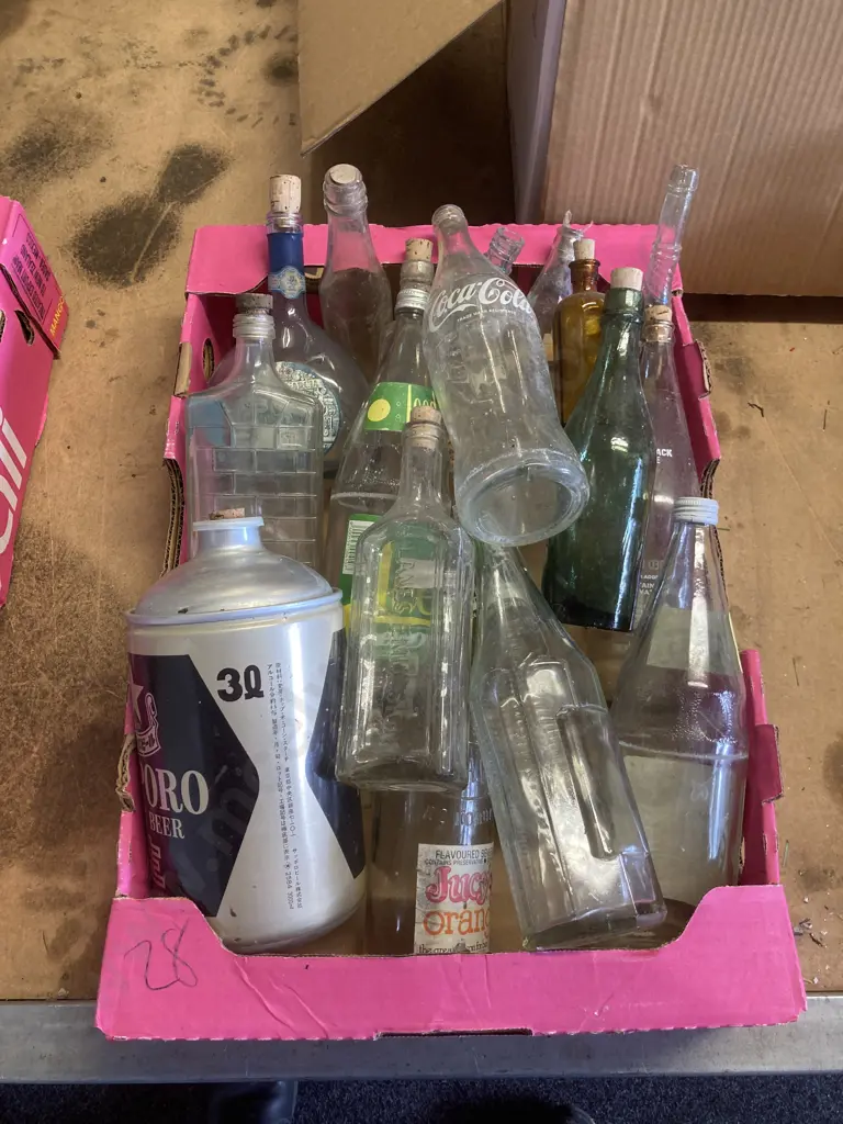 Collectors Bottles & Jars Image 1++