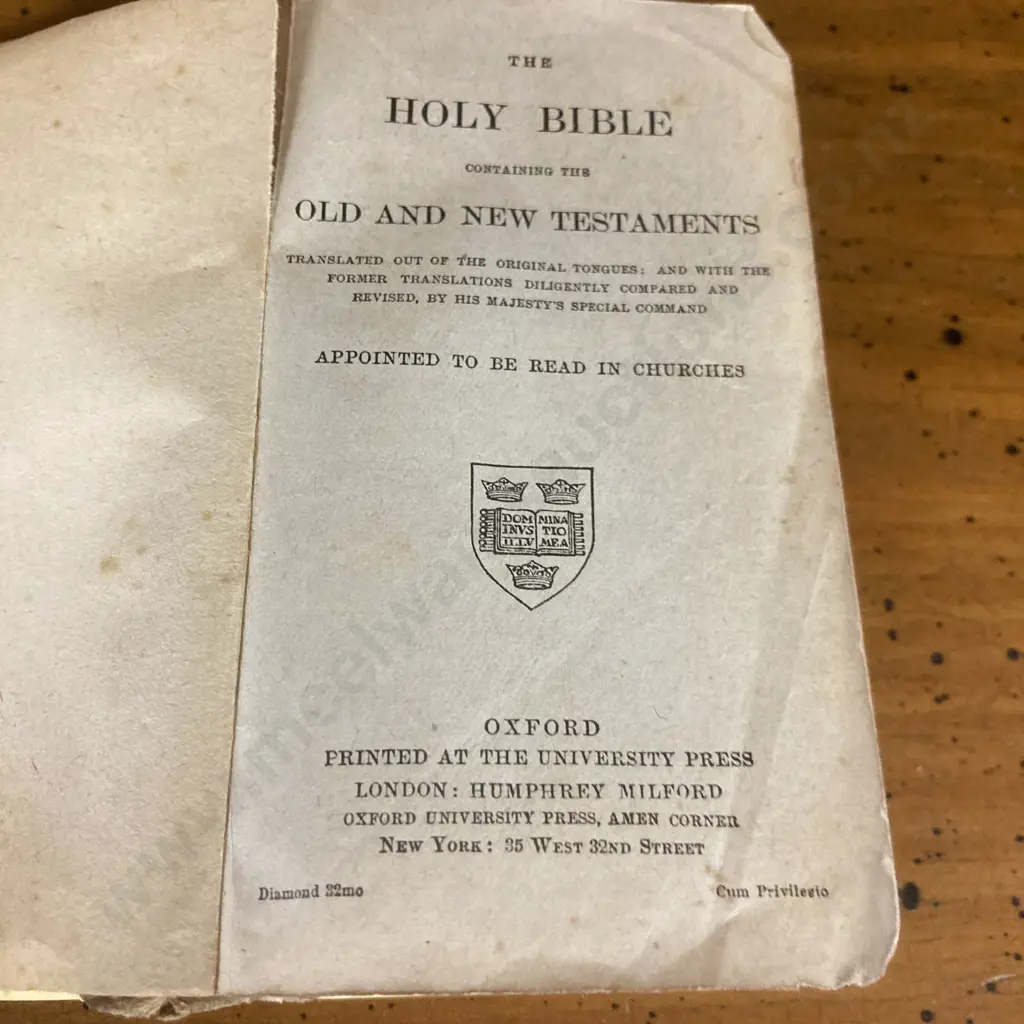 Vintage Holy Bible - KJV - Oxford University Press, Humphrey Milford (C.1921) & Daily Light on The Daily Path (1940's) Image 1++